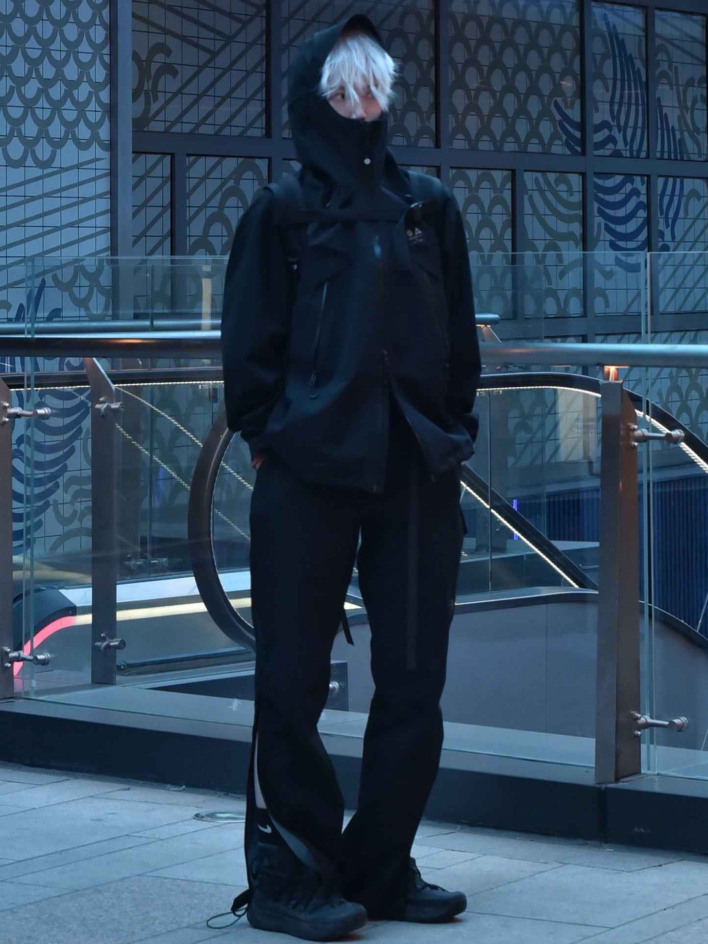 TWO-WAY ZIPPER WATERPROOF JACKET
